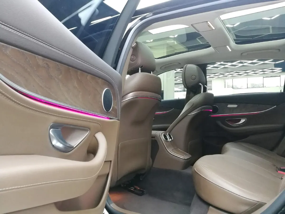 2023 Mercedes-Benz E Class 2.0T 258HP L4 9AT,autocango,china used car exporter,china ev exporter,chinese used car exporter,chinese used ev exporter