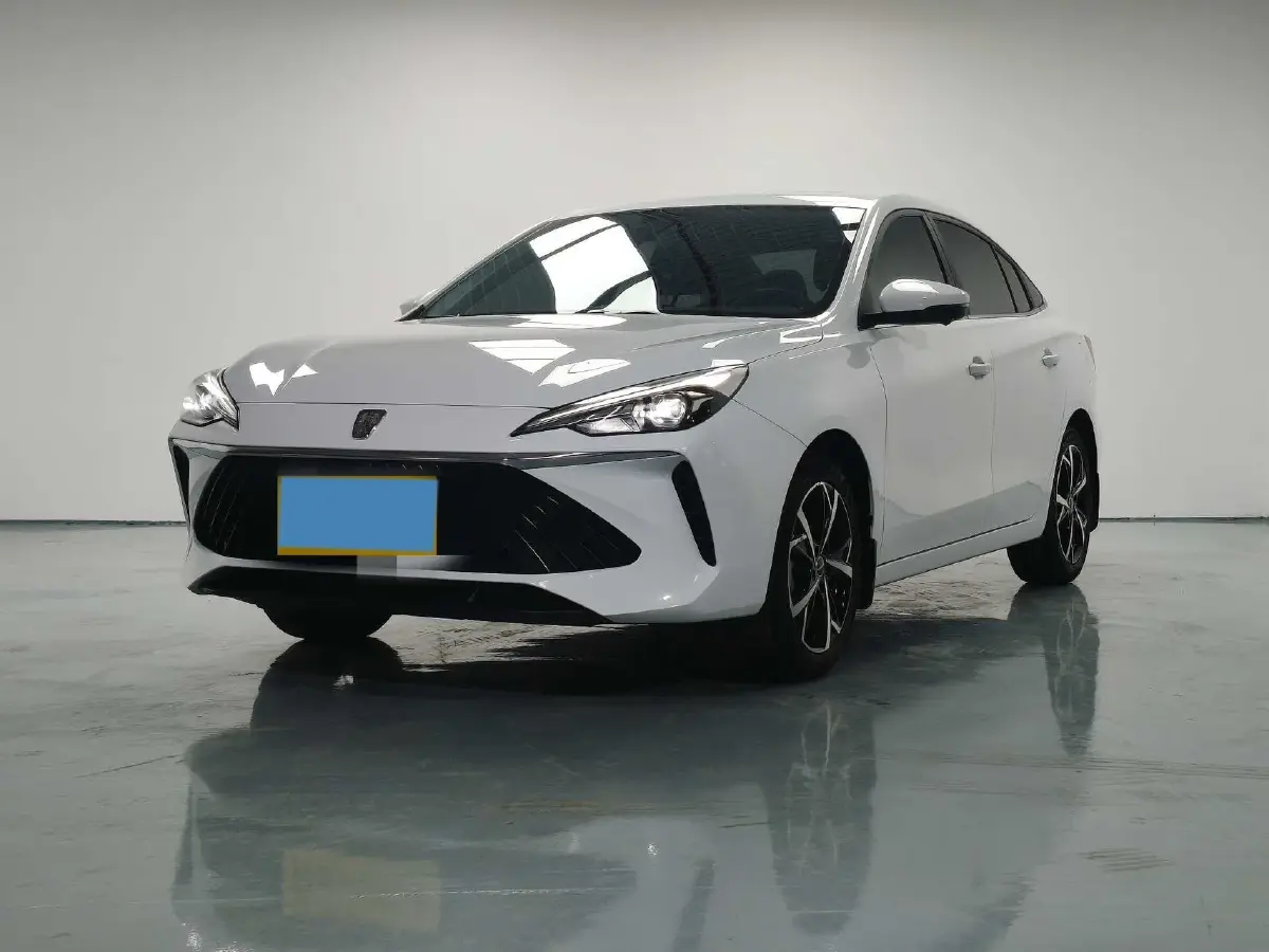 2023 Roewe i5 1.5L 129HP L4 CVT