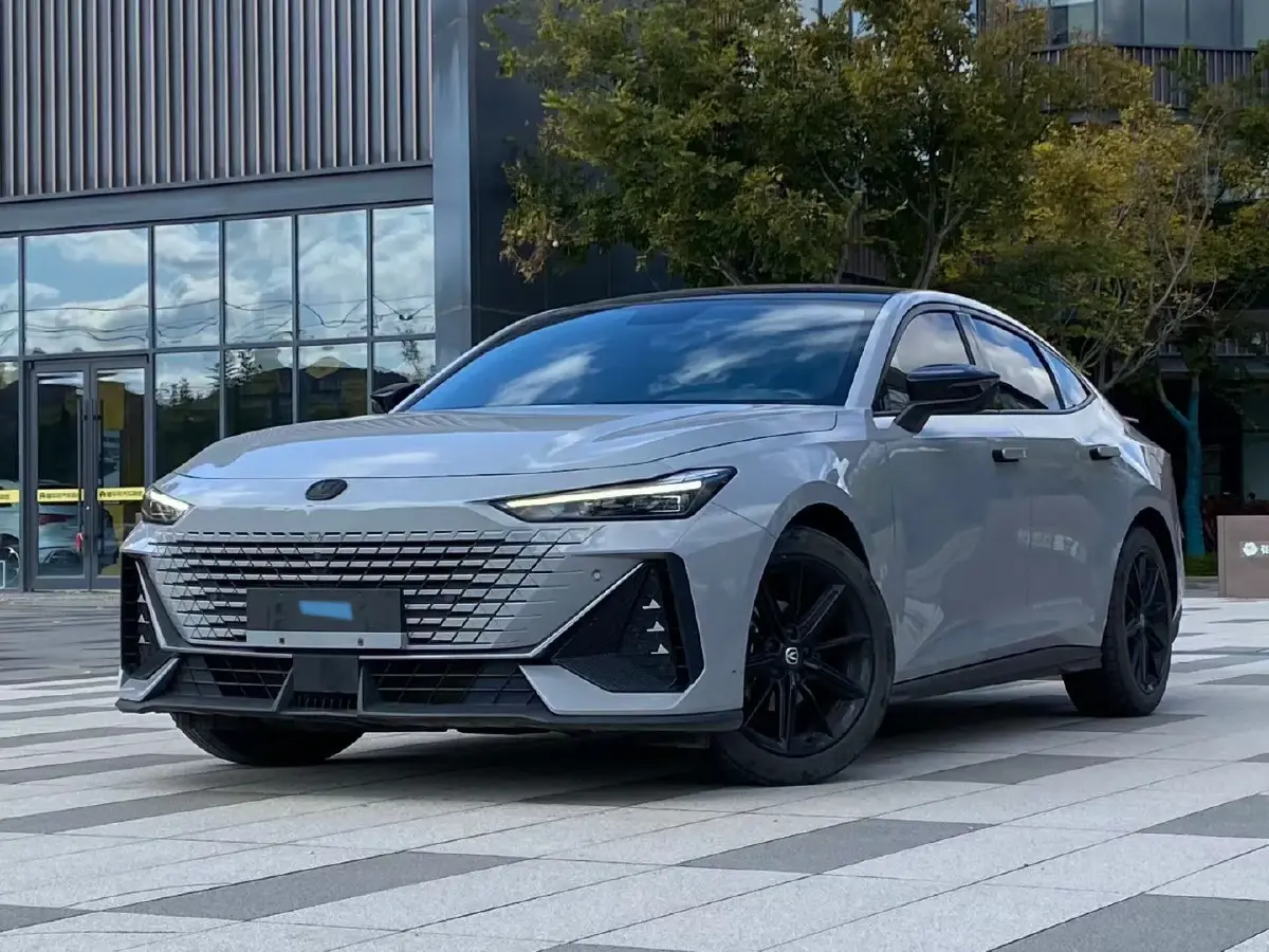 2022 ChangAn UNI-V 1.5T 188HP L4 7DCT