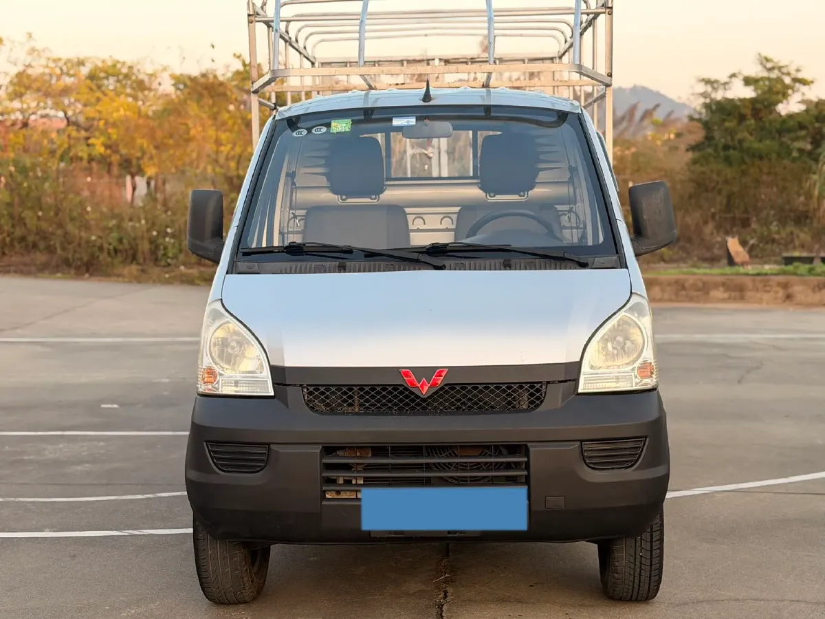 2015 LiFan LeTu 1.2L 84HP L4 5MT,autocango,china used car exporter,china ev exporter,chinese used car exporter,chinese used ev exporter