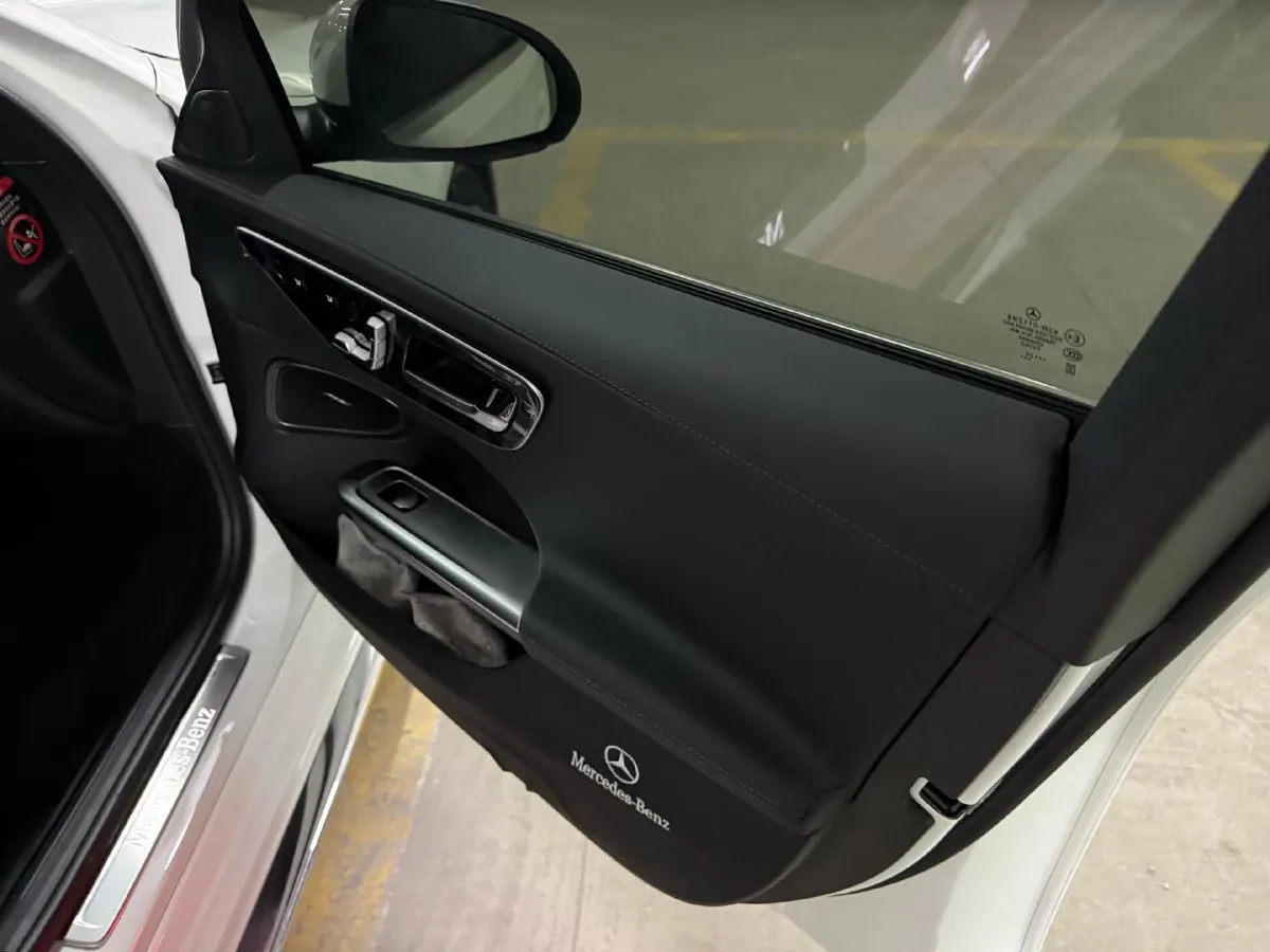 2025 Mercedes-Benz C Class 1.5T 204HP L4 9AT,autocango,china used car exporter,china ev exporter,chinese used car exporter,chinese used ev exporter