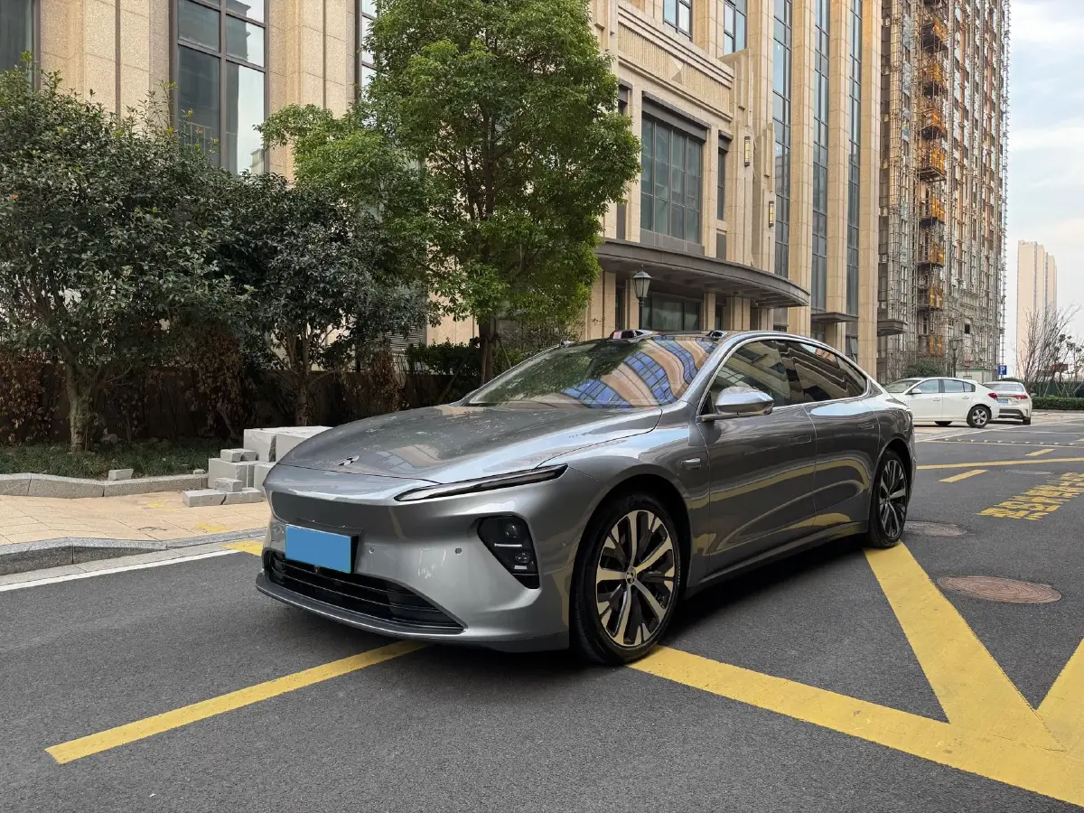 2024 NIO ET7 BEV 75KWH