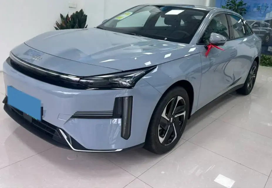 2025 Geely Galaxy A7 1.5L 112HP L4 1DHT PHEV