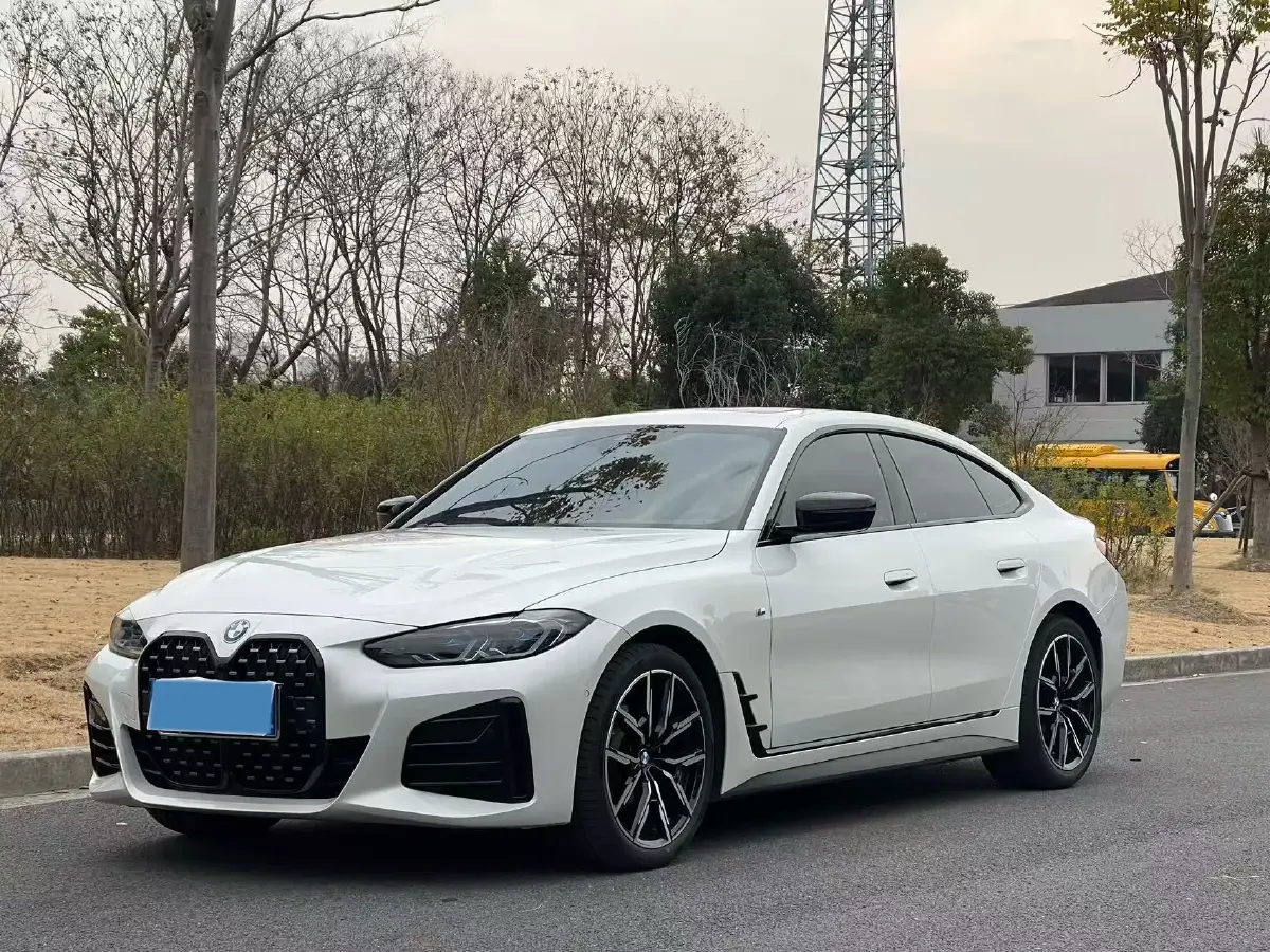 2023 BMW 4 Series 2.0T 184HP L4 8AT