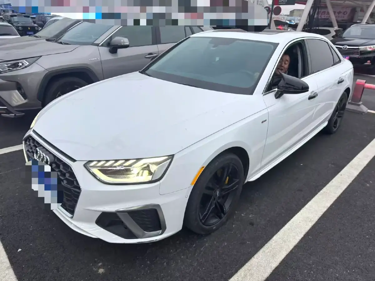 2020 Audi A4L 2.0T 190HP L4 7DCT