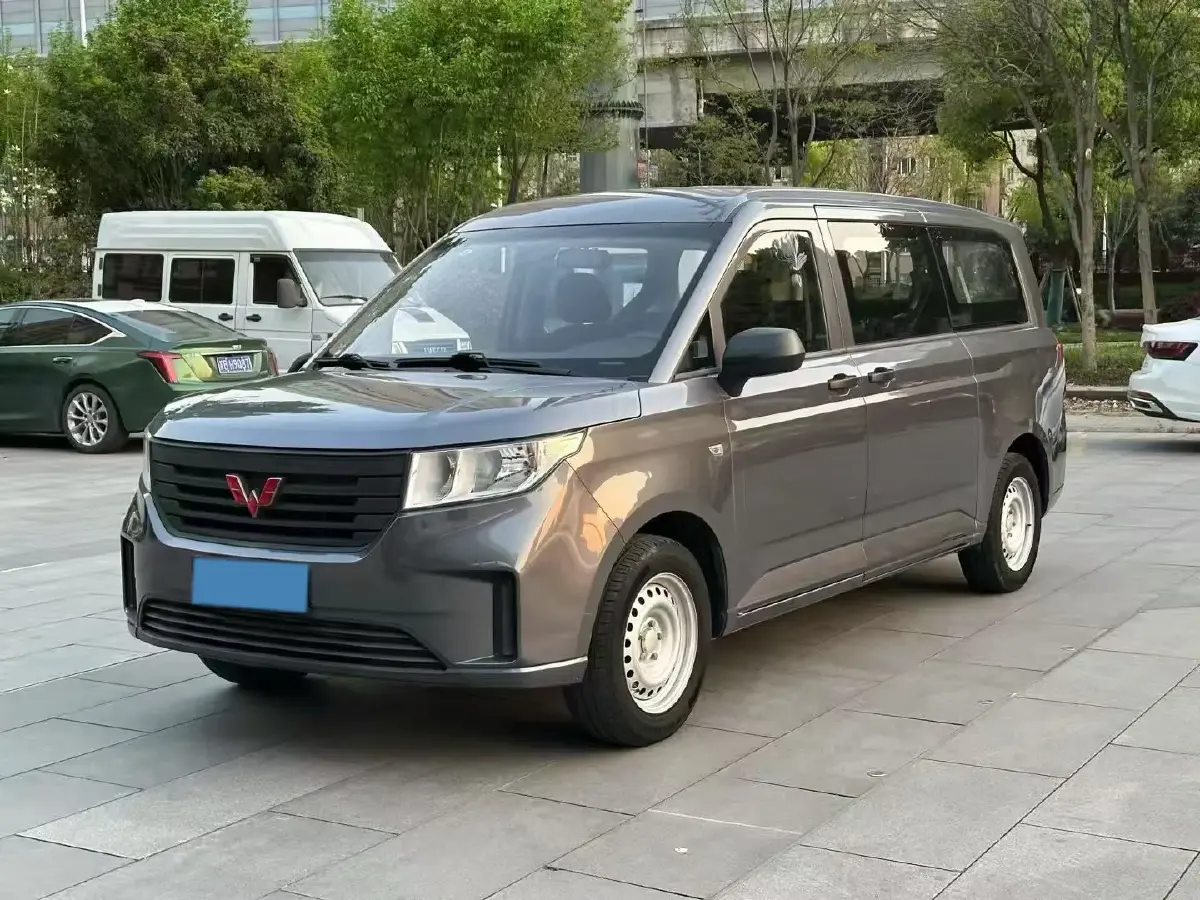 2021 WuLing ZhengChen 1.5T 147HP L4 6MT