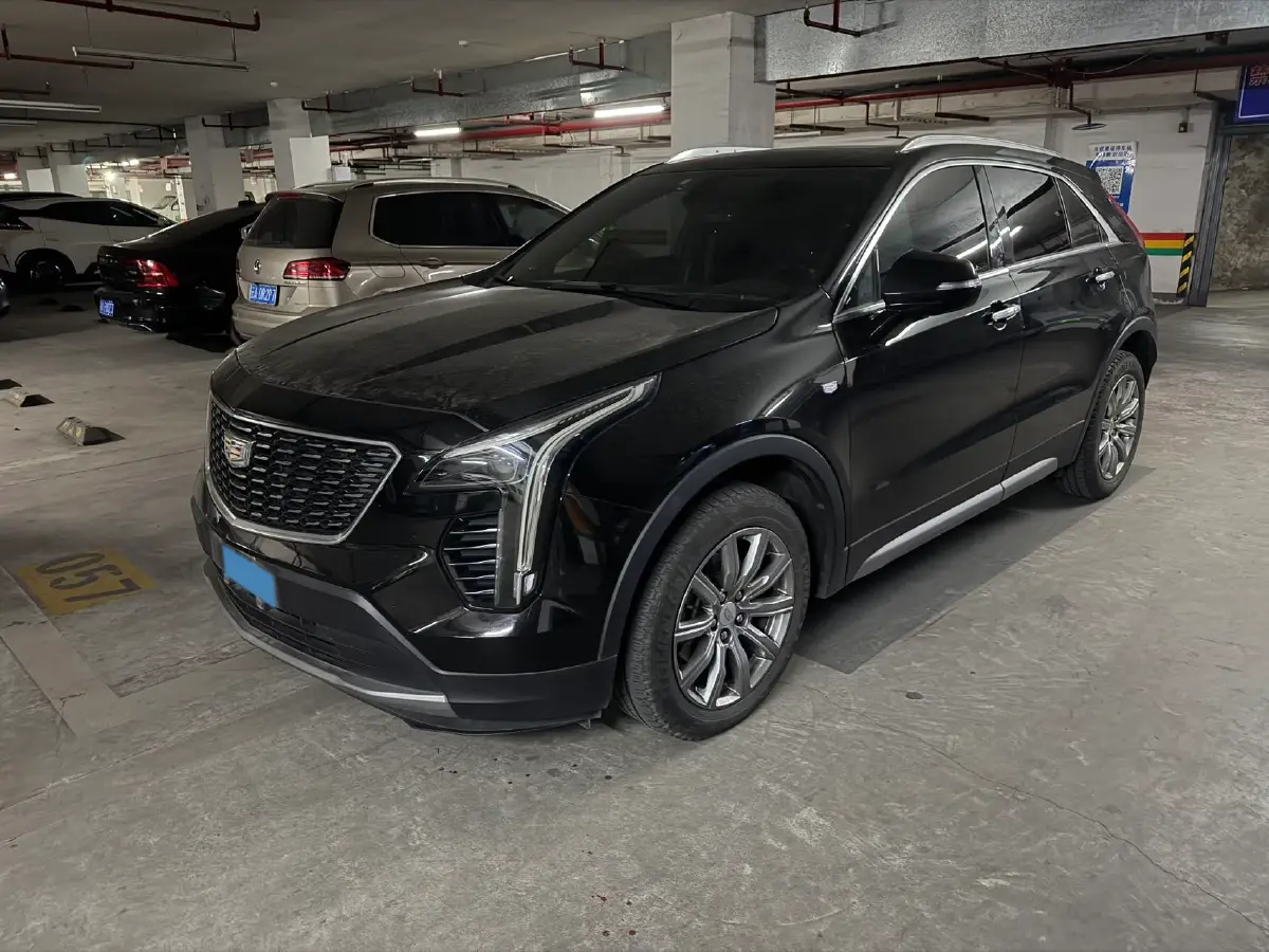 2020 Cadillac XT4 2.0T 241HP L4 9AT