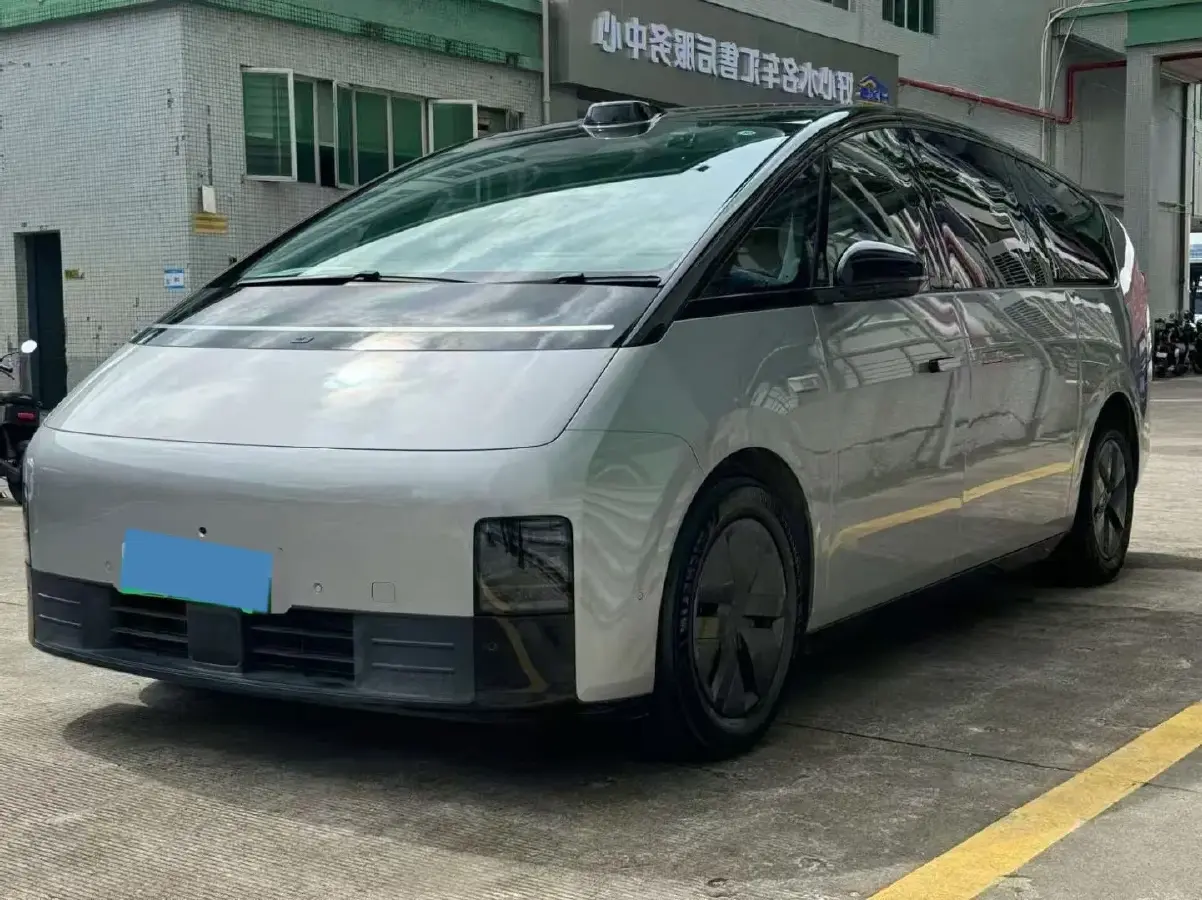 2024 Li MEGA BEV 102.7KWH