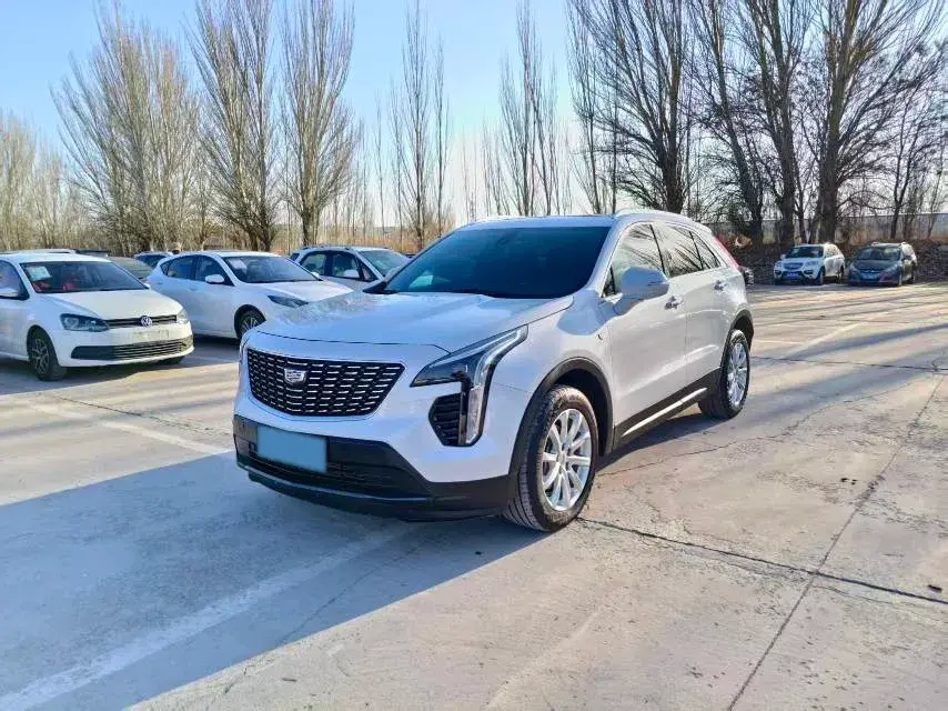 2020 Cadillac XT4 2.0T 241HP L4 9AT
