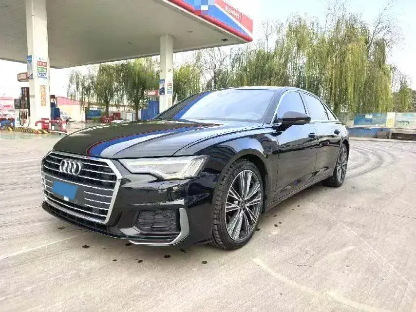 2021 Audi A6L 2.0T 190HP L4 7DCT