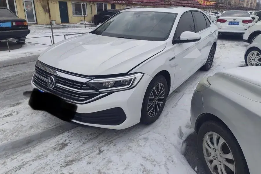 2023 Volkswagen Sagitar 1.2T 116HP L4 5MT