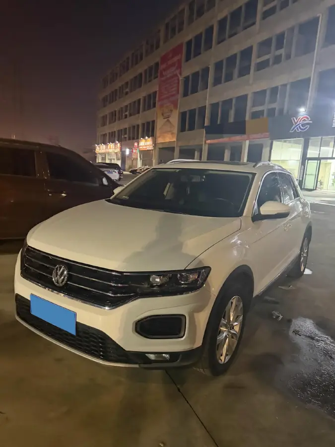 2019 Volkswagen T-Roc 1.4T 131HP L4 7DCT