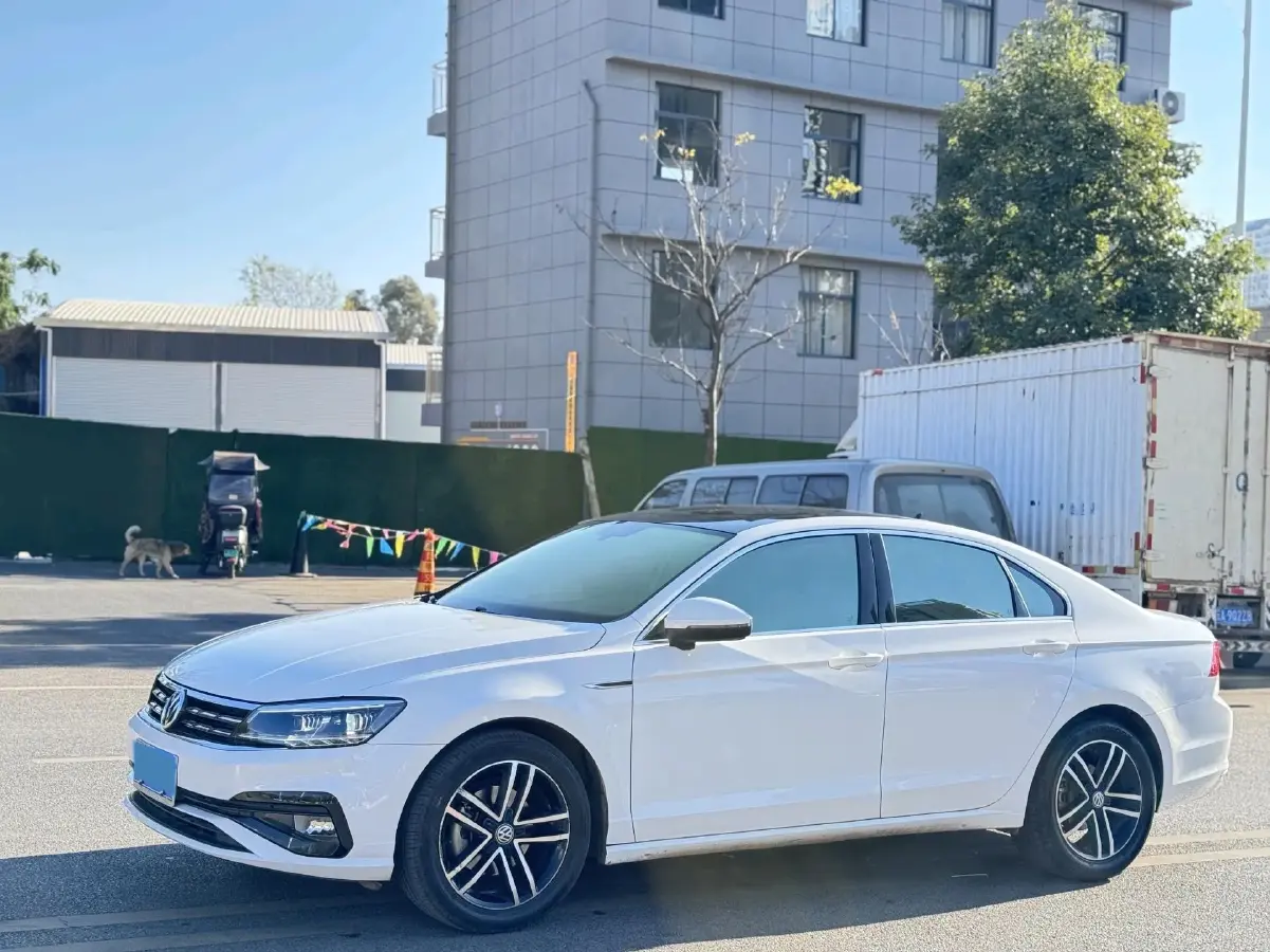 2019 Volkswagen Passat 1.4T 150HP L4 7DCT