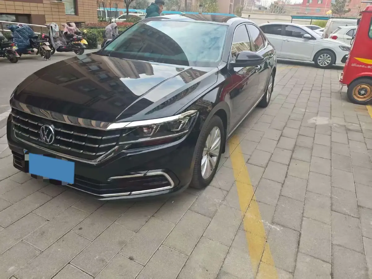 2021 Volkswagen Passat 2.0T 186HP L4 7DCT