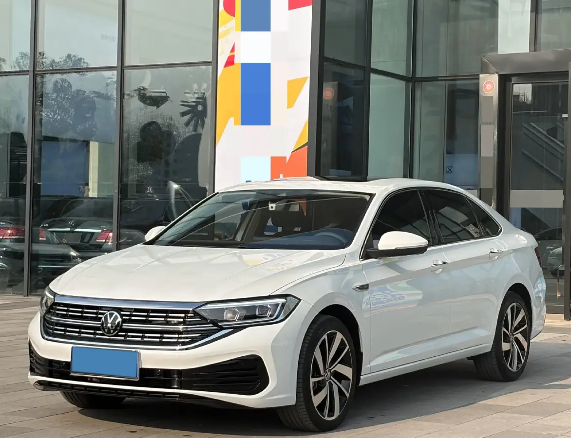 2023 Volkswagen Sagitar 1.5T 160HP L4 7DCT