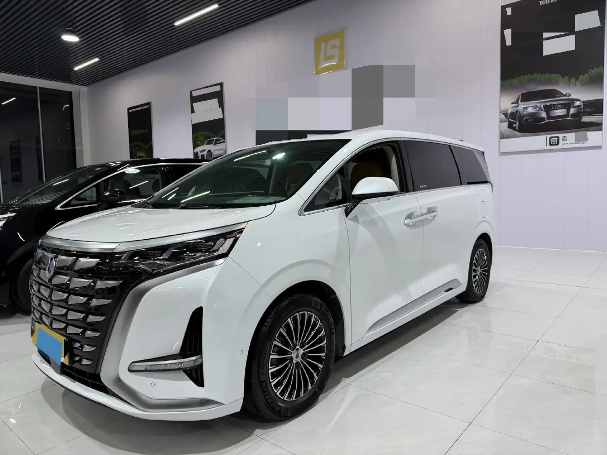 2022 Honda Odyssey 2.0L 146HP L4 E-CVT Hybrid