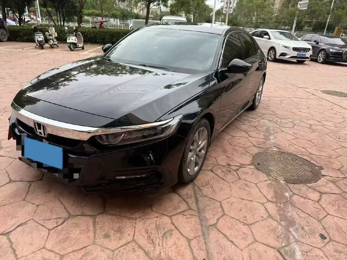 2018 Honda Accord 1.5T 194HP L4 CVT