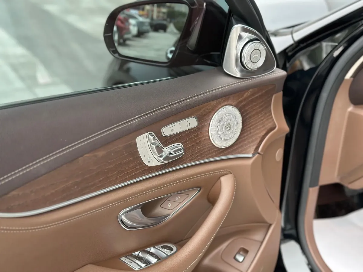 2021 Mercedes-Benz E Class 2.0T 258HP L4 9AT,autocango,china used car exporter,china ev exporter,chinese used car exporter,chinese used ev exporter