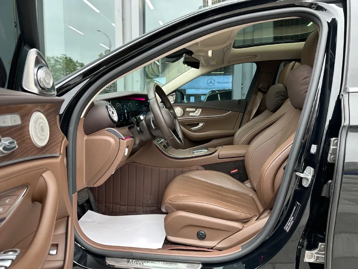 2021 Mercedes-Benz E Class 2.0T 258HP L4 9AT,autocango,china used car exporter,china ev exporter,chinese used car exporter,chinese used ev exporter