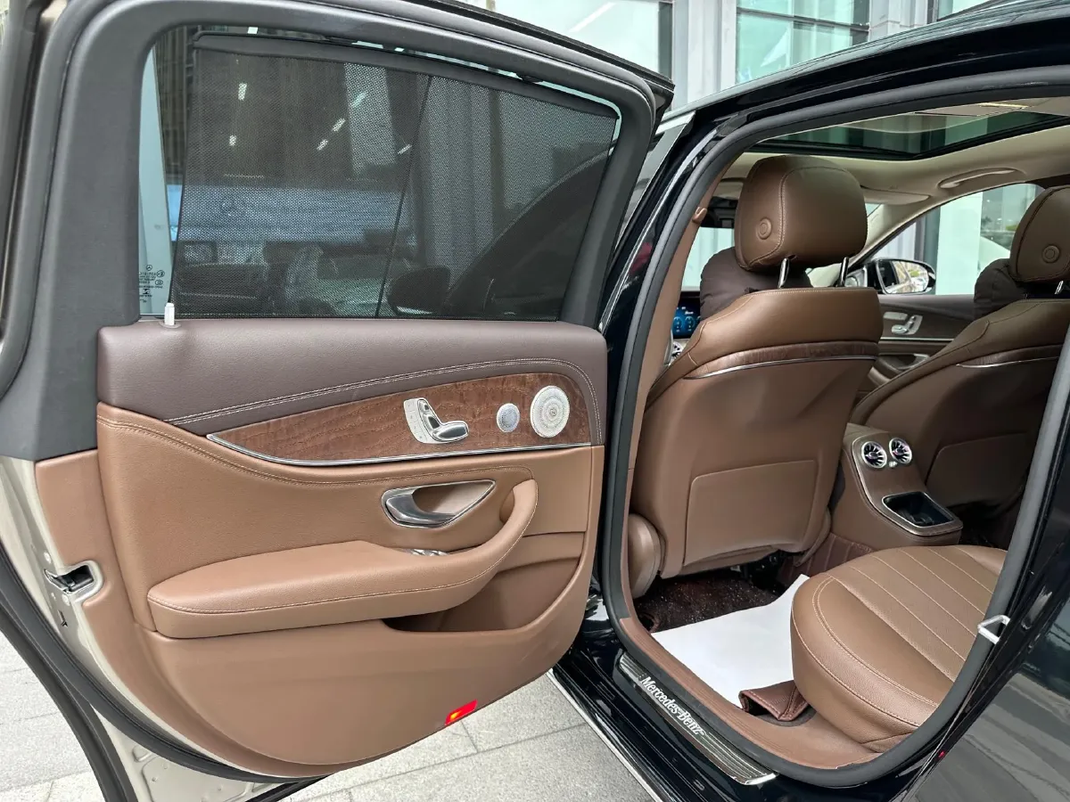 2021 Mercedes-Benz E Class 2.0T 258HP L4 9AT,autocango,china used car exporter,china ev exporter,chinese used car exporter,chinese used ev exporter