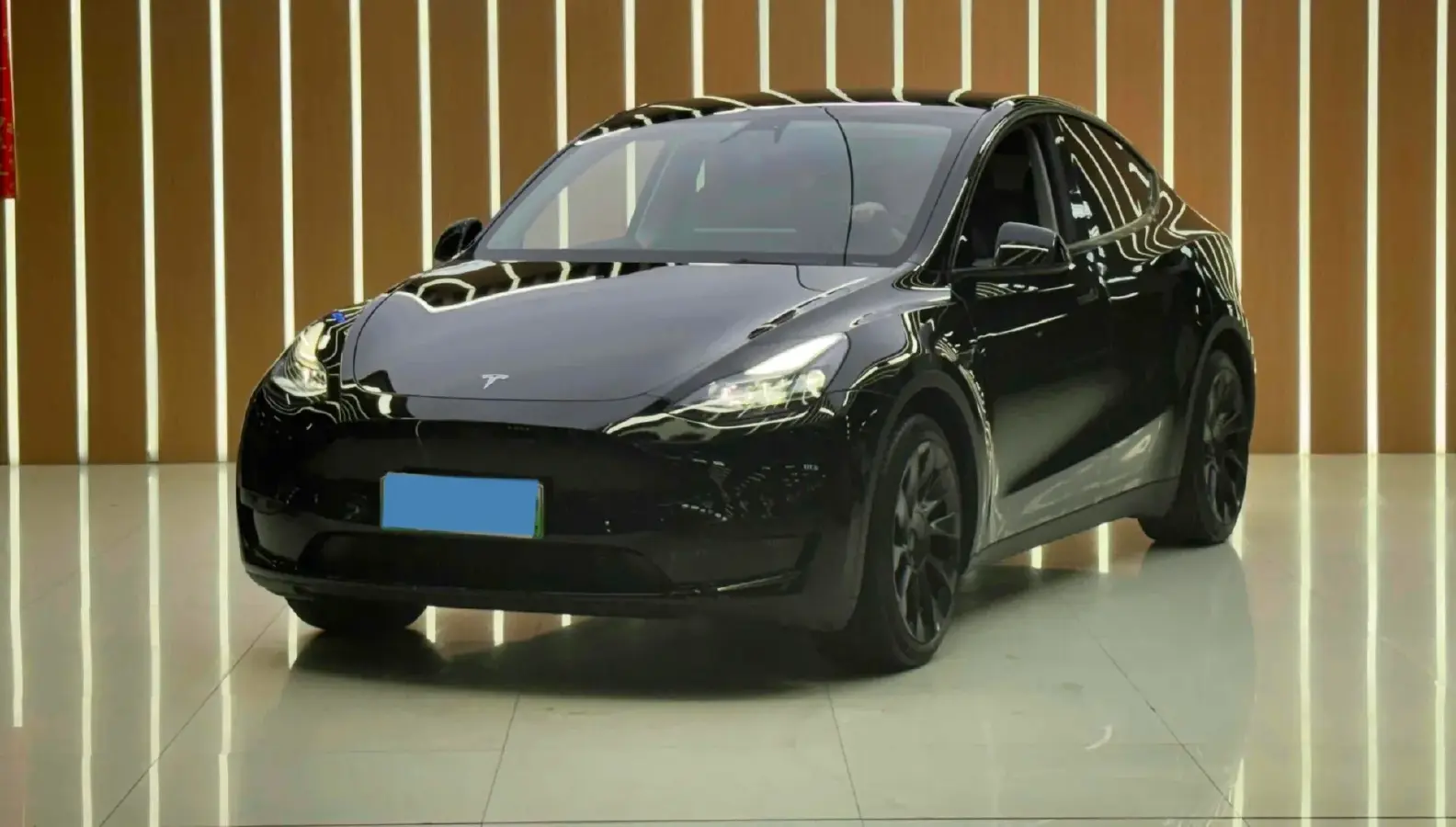 2022 Tesla Model Y BEV 60KWH