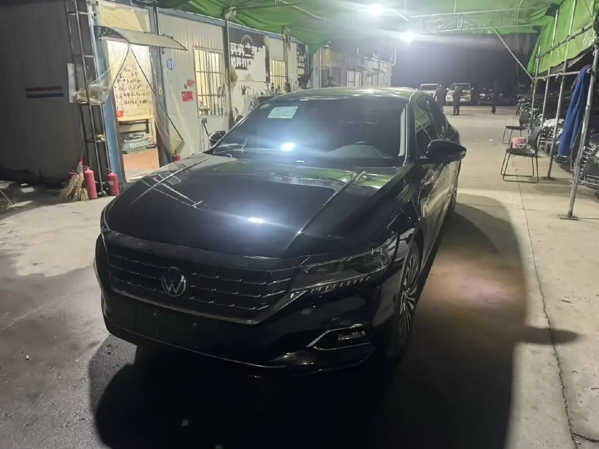 2020 Volkswagen Passat 2.0T 186HP L4 7DCT