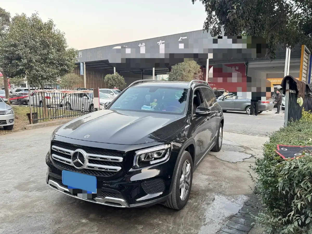 2023 Mercedes-Benz GLB Class 2.0T 190HP L4 8DCT