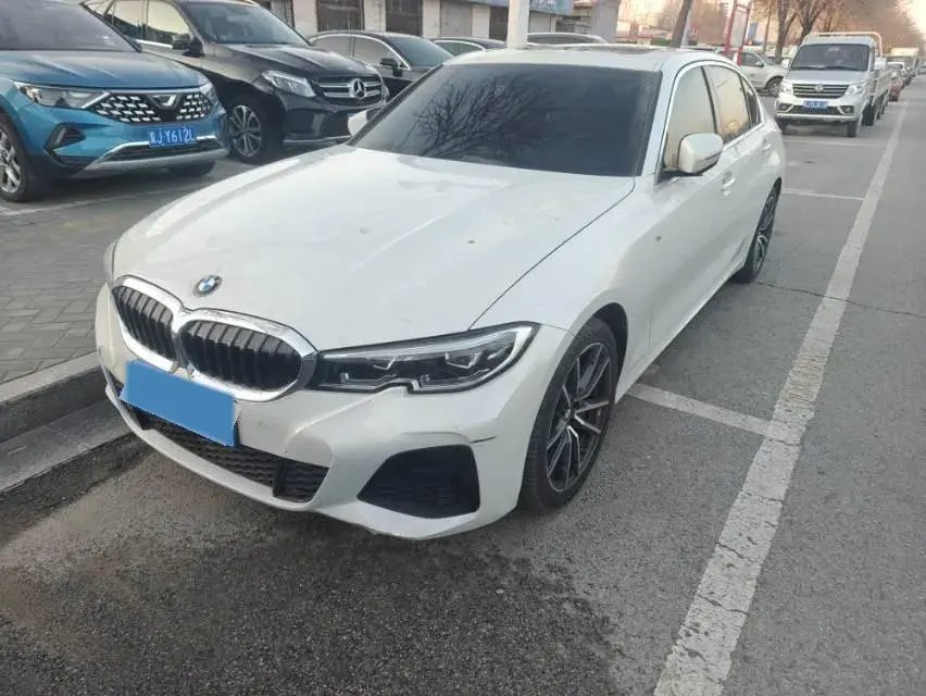 2022 BMW 3 Series 2.0T 156HP L4 8AT