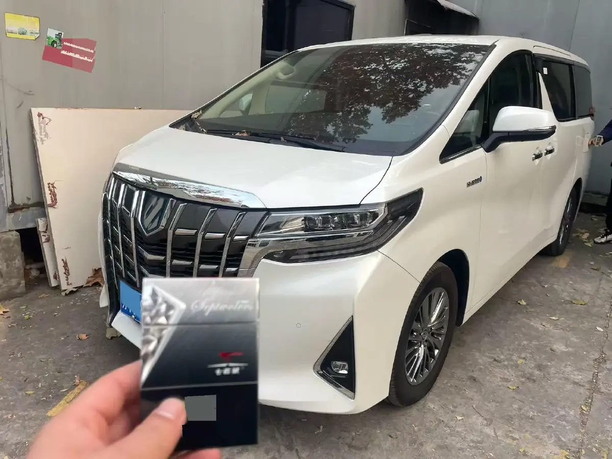 2021 Toyota Alphard 2.5L 117HP L4 E-CVT Hybrid