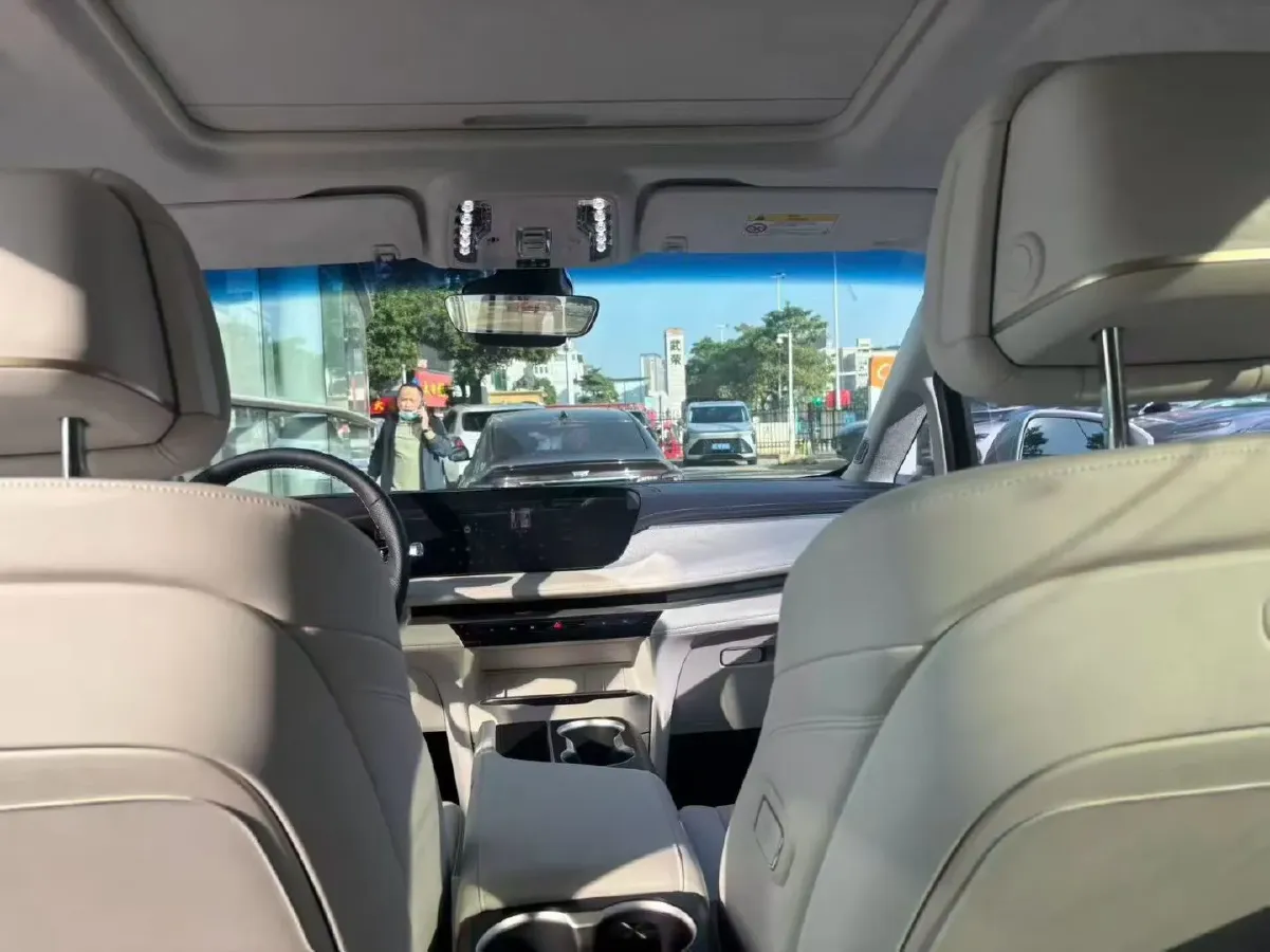 2026 Buick GL8 2.0T 237HP L4 9AT,autocango,china used car exporter,china ev exporter,chinese used car exporter,chinese used ev exporter