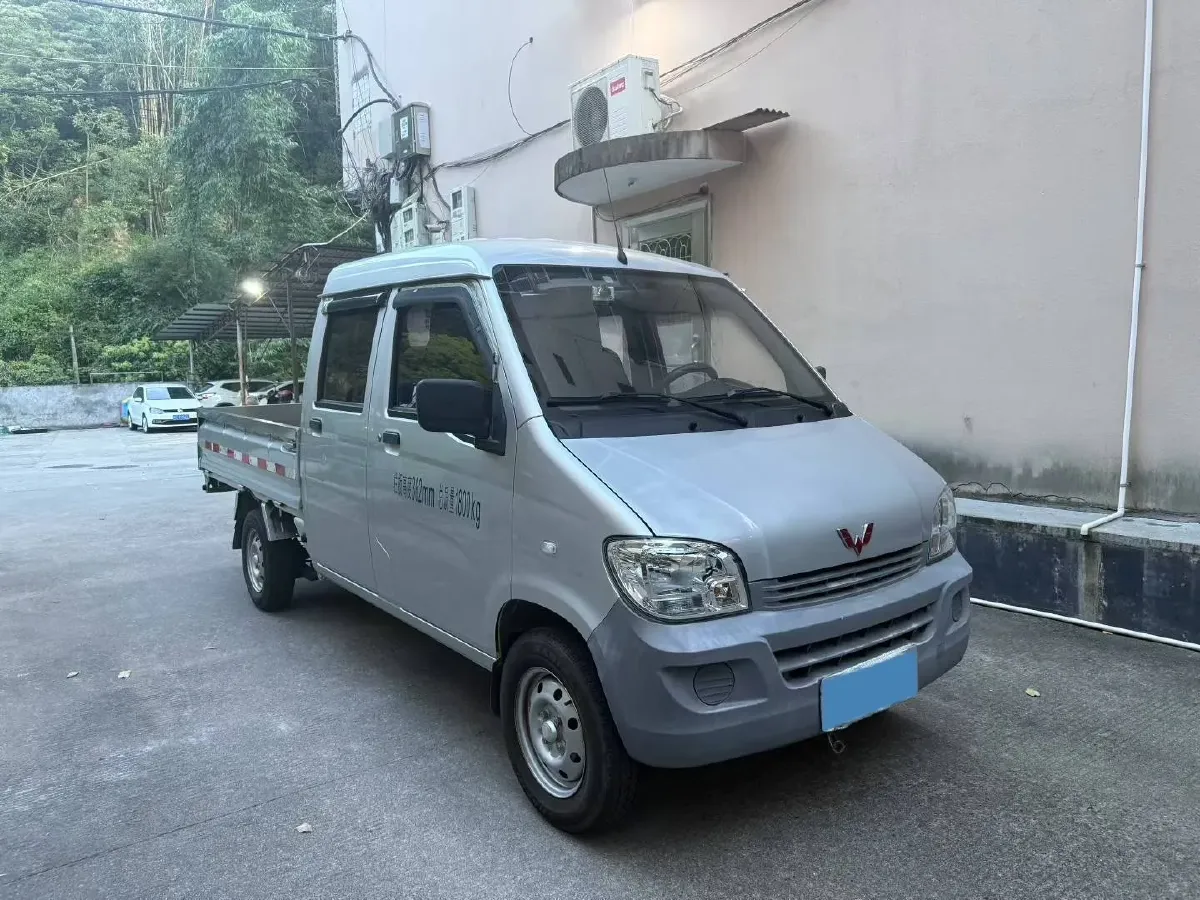 2020 WuLing ZhiGuang Mini Truck 1.2L 76HP L4 5MT,autocango,china used car exporter,china ev exporter,chinese used car exporter,chinese used ev exporter
