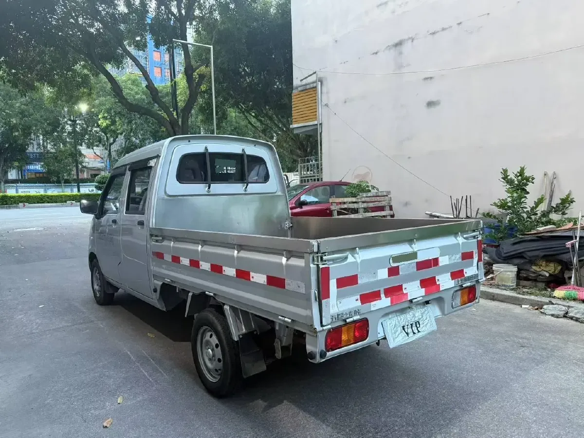2020 WuLing ZhiGuang Mini Truck 1.2L 76HP L4 5MT,autocango,china used car exporter,china ev exporter,chinese used car exporter,chinese used ev exporter