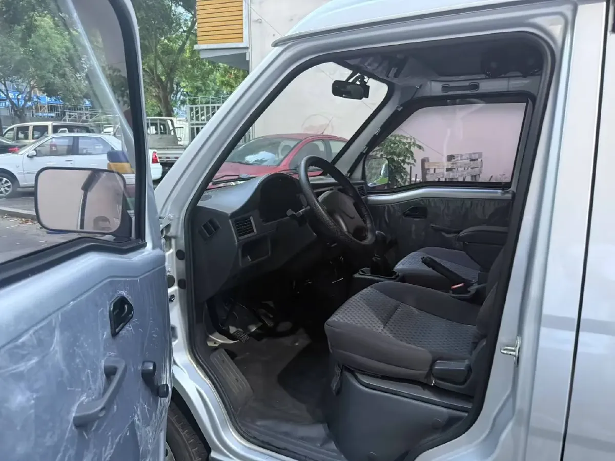 2020 WuLing ZhiGuang Mini Truck 1.2L 76HP L4 5MT,autocango,china used car exporter,china ev exporter,chinese used car exporter,chinese used ev exporter