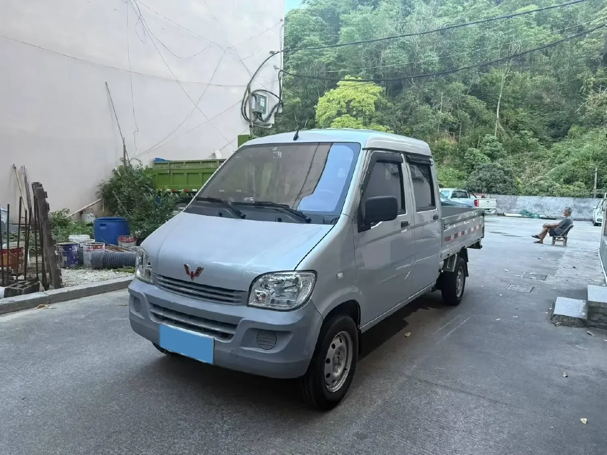 2020 WuLing ZhiGuang Mini Truck 1.2L 76HP L4 5MT,autocango,china used car exporter,china ev exporter,chinese used car exporter,chinese used ev exporter