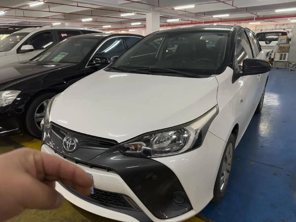 2017 Toyota Yaris L 1.5L 107HP L4 CVT