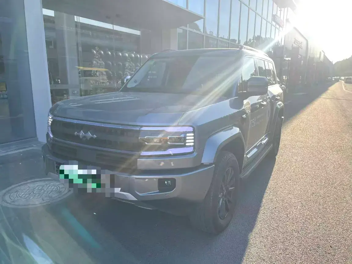 2025 FangChengBao Bao 5 1.5T 194HP L4 E-CVT PHEV 31.8KWH