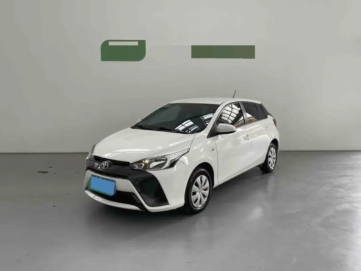 2021 Toyota Yaris L 1.5L 112HP L4 CVT