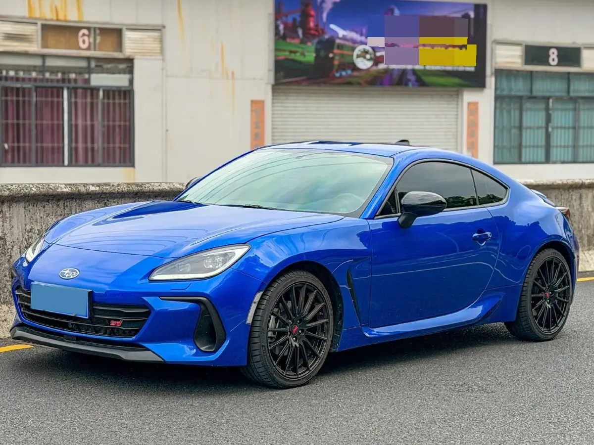 2025 Subaru BRZ 2.4L 234HP H4 6MT