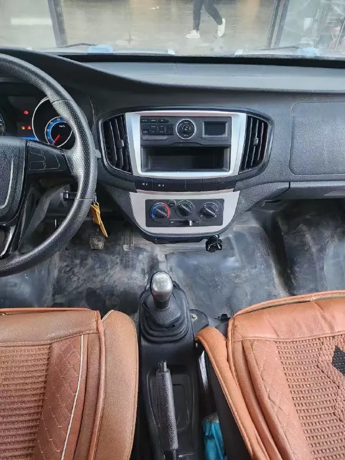 2021 ChangAn KuaYue New Leopard T3 1.2L 91HP L4 5MT,autocango,china used car exporter,china ev exporter,chinese used car exporter,chinese used ev exporter