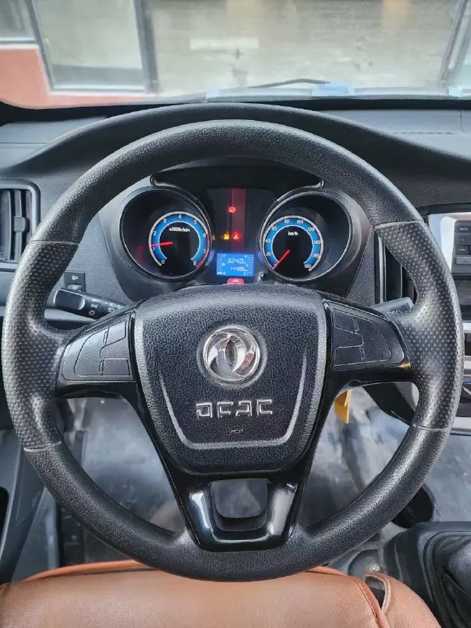 2021 ChangAn KuaYue New Leopard T3 1.2L 91HP L4 5MT,autocango,china used car exporter,china ev exporter,chinese used car exporter,chinese used ev exporter