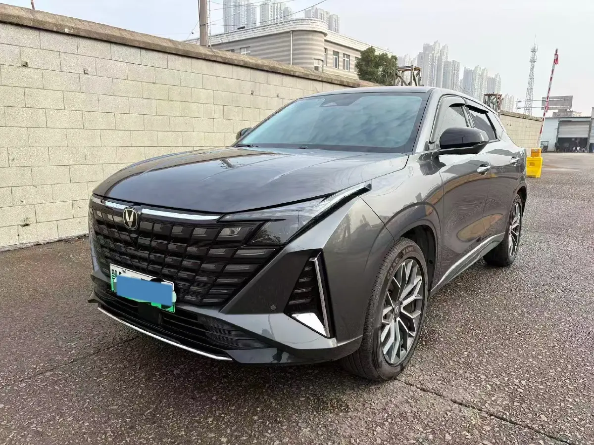 2024 ChangAn UNI-Z 1.5L 98HP L4 E-CVT PHEV 18.4KWH