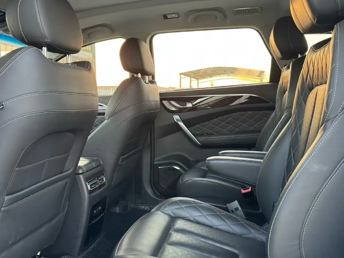 2020 Jetour X95 1.6T 197HP L4 7DCT,autocango,china used car exporter,china ev exporter,chinese used car exporter,chinese used ev exporter