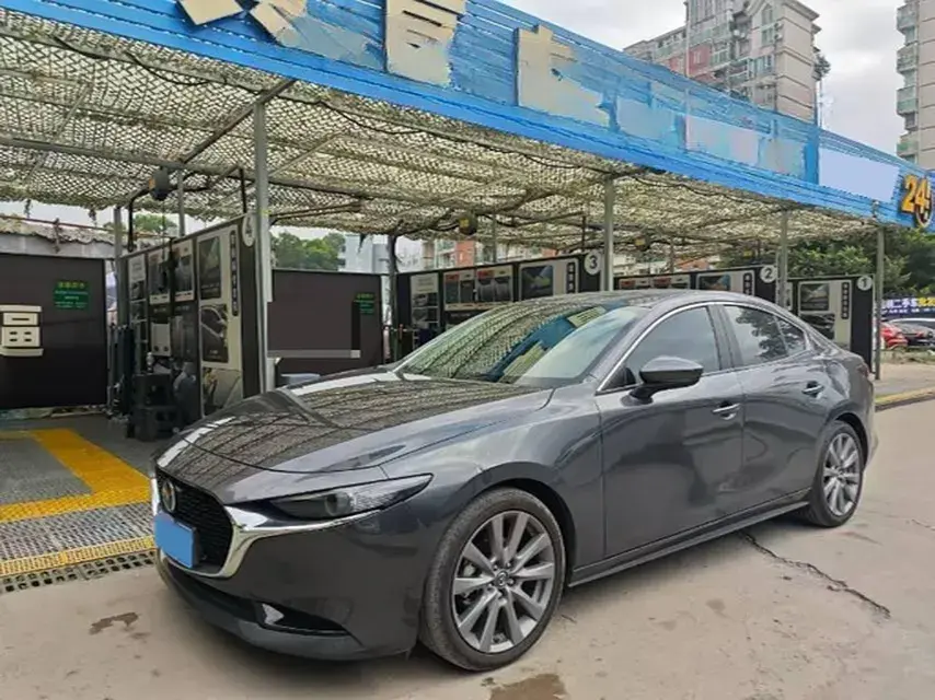 2022 Mazda 3 Axela 2.0L 158HP L4 6AT