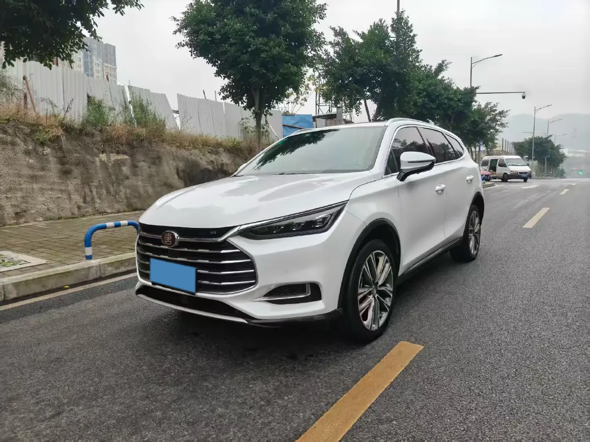 2019 BYD Tang 2.0T 192HP L4 6AT