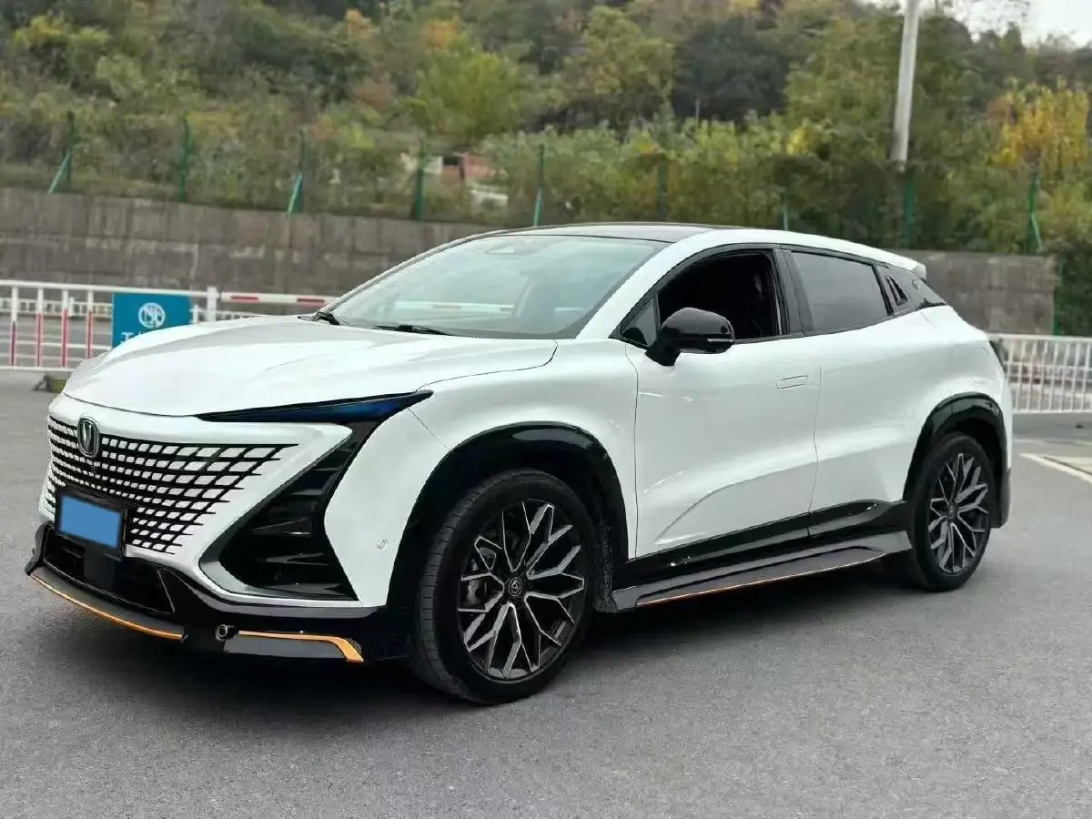 2022 ChangAn UNI-T 1.5T 188HP L4 7DCT