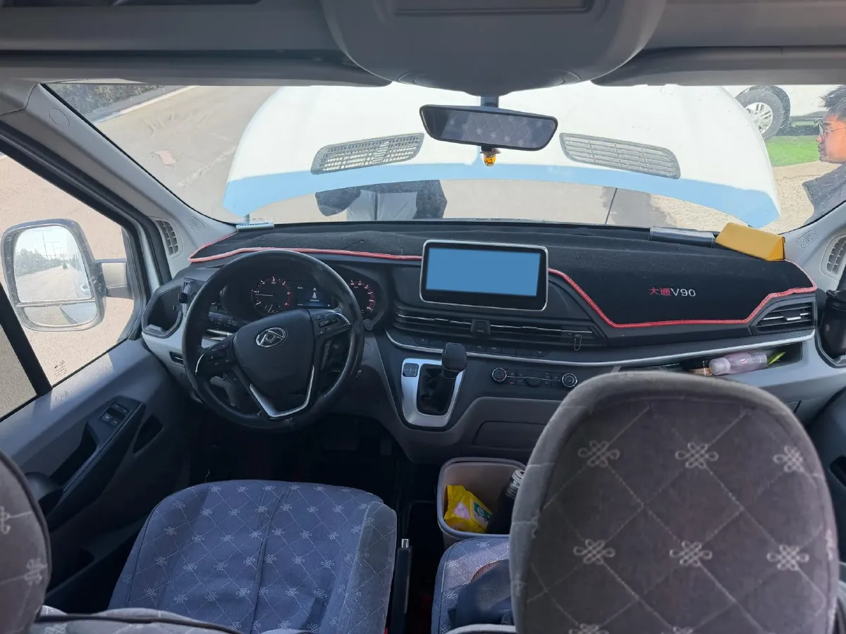 2022 JMC YuHu 9 2.0T 220HP L4 6MT,autocango,china used car exporter,china ev exporter,chinese used car exporter,chinese used ev exporter