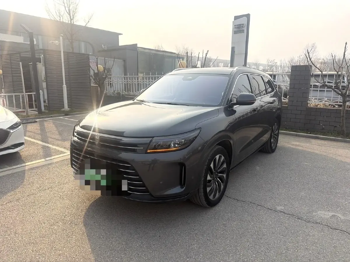 2022 Volvo S60 2.0T 197HP L4 8AT