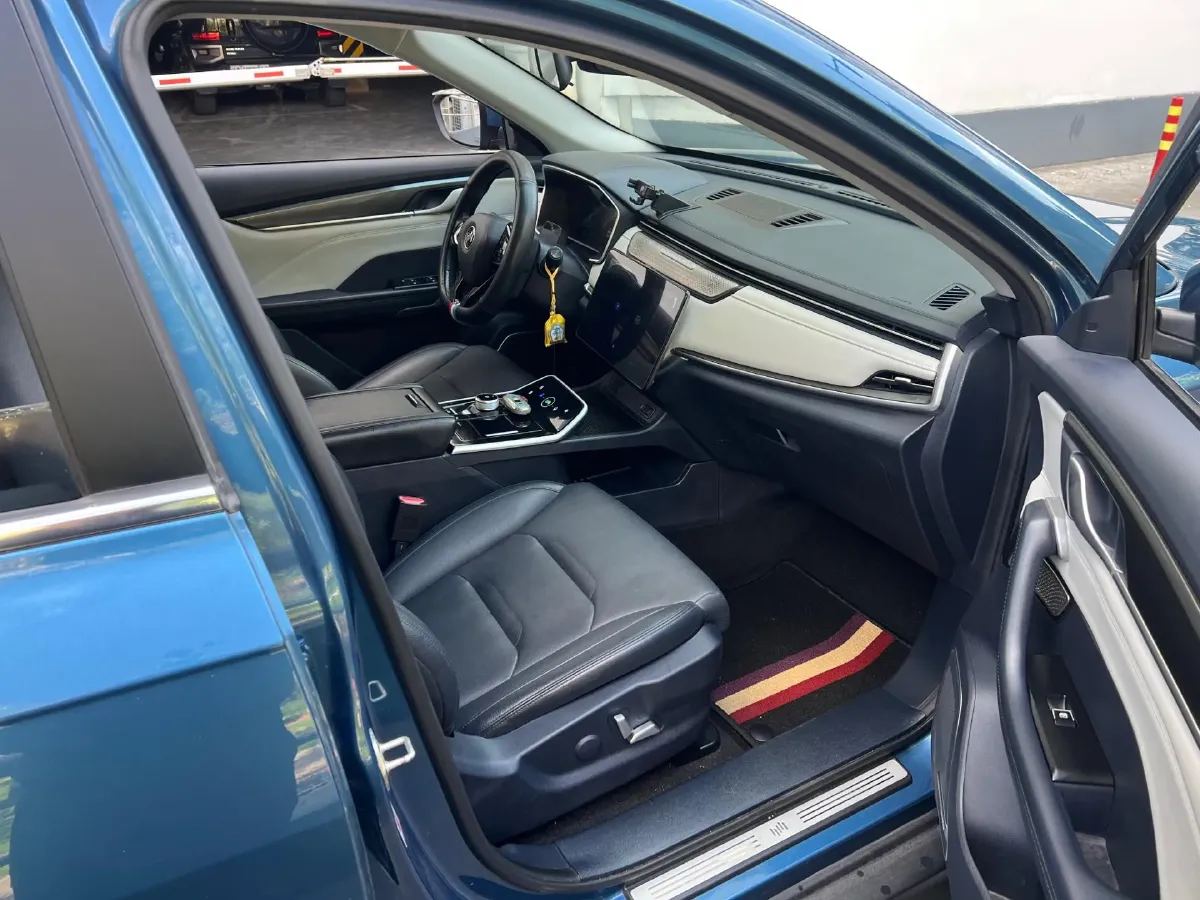 2020 Peugeot e2008 BEV 45.24KWH,autocango,china used car exporter,china ev exporter,chinese used car exporter,chinese used ev exporter