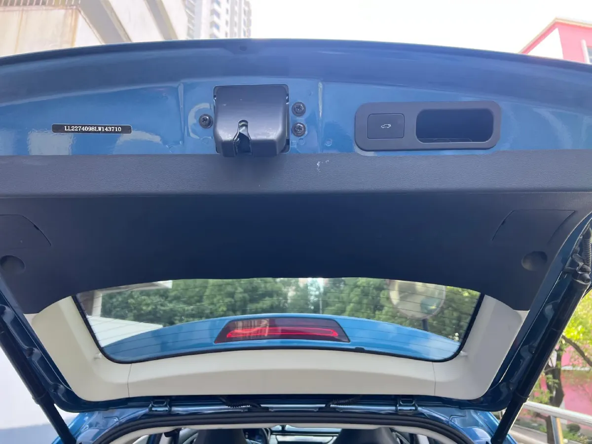 2020 Peugeot e2008 BEV 45.24KWH,autocango,china used car exporter,china ev exporter,chinese used car exporter,chinese used ev exporter