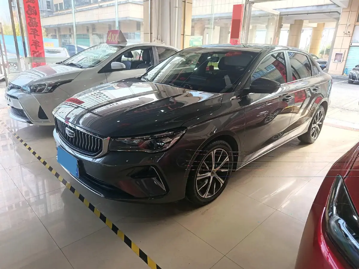 2022 Geely Emgrand 1.5L 114HP L4 CVT